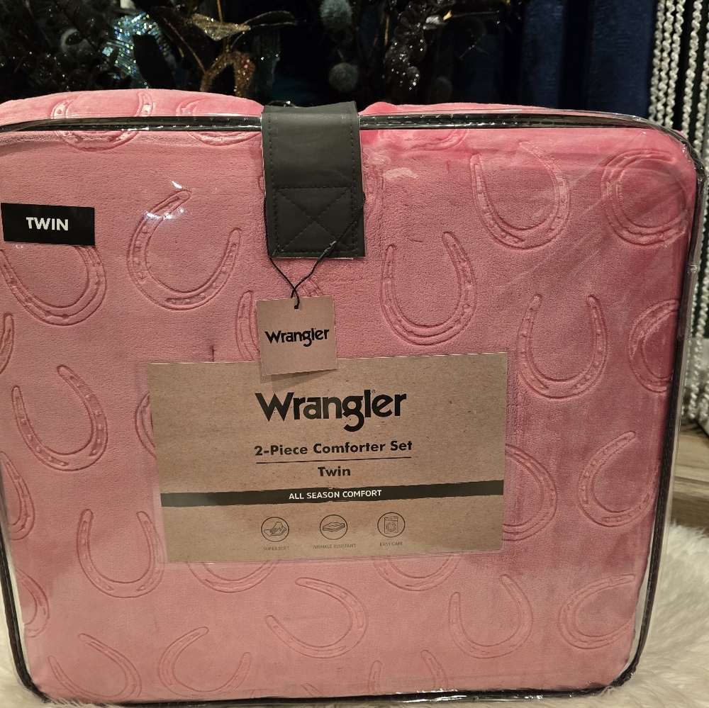 Wrangler Pink Twin 2-Piece Comforter Set with Embossed Horseshoe Design